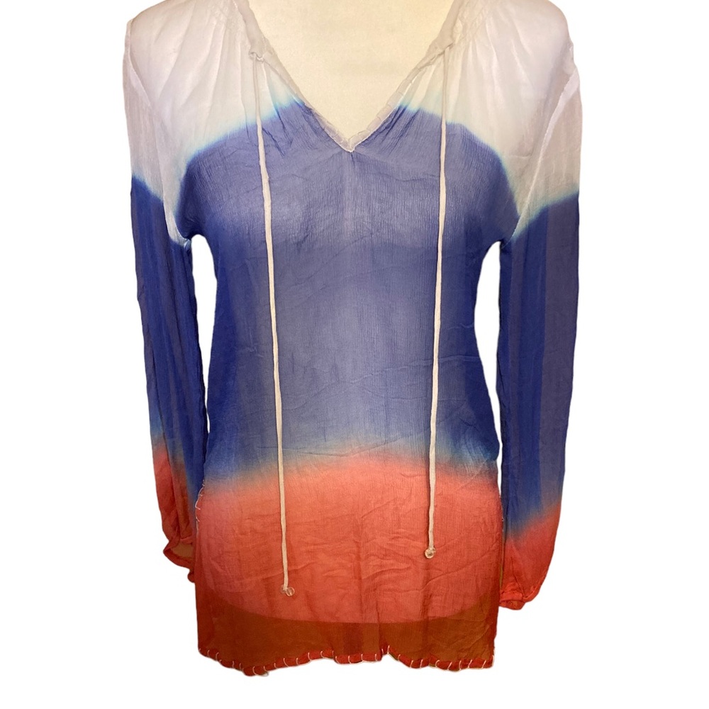Letarte handmade button down blouse in red, white & blue. Summer ain’t over! 🌞